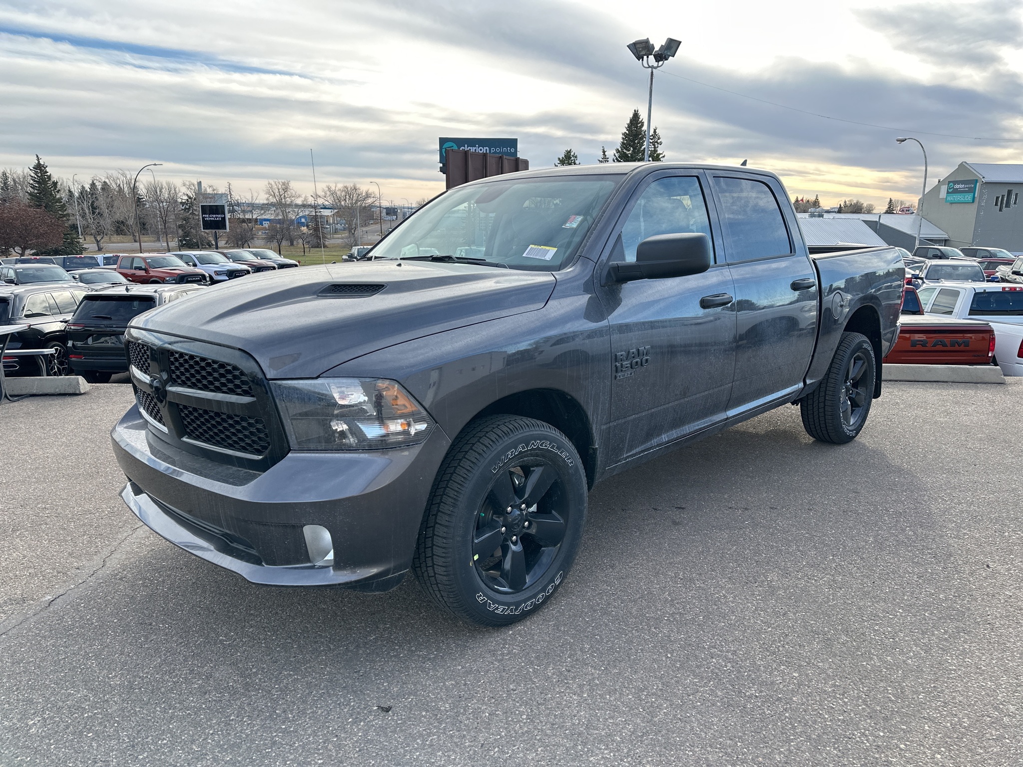 2023 RAM 1500 Classic in Medicine Hat, AB | City Chrysler Jeep ...