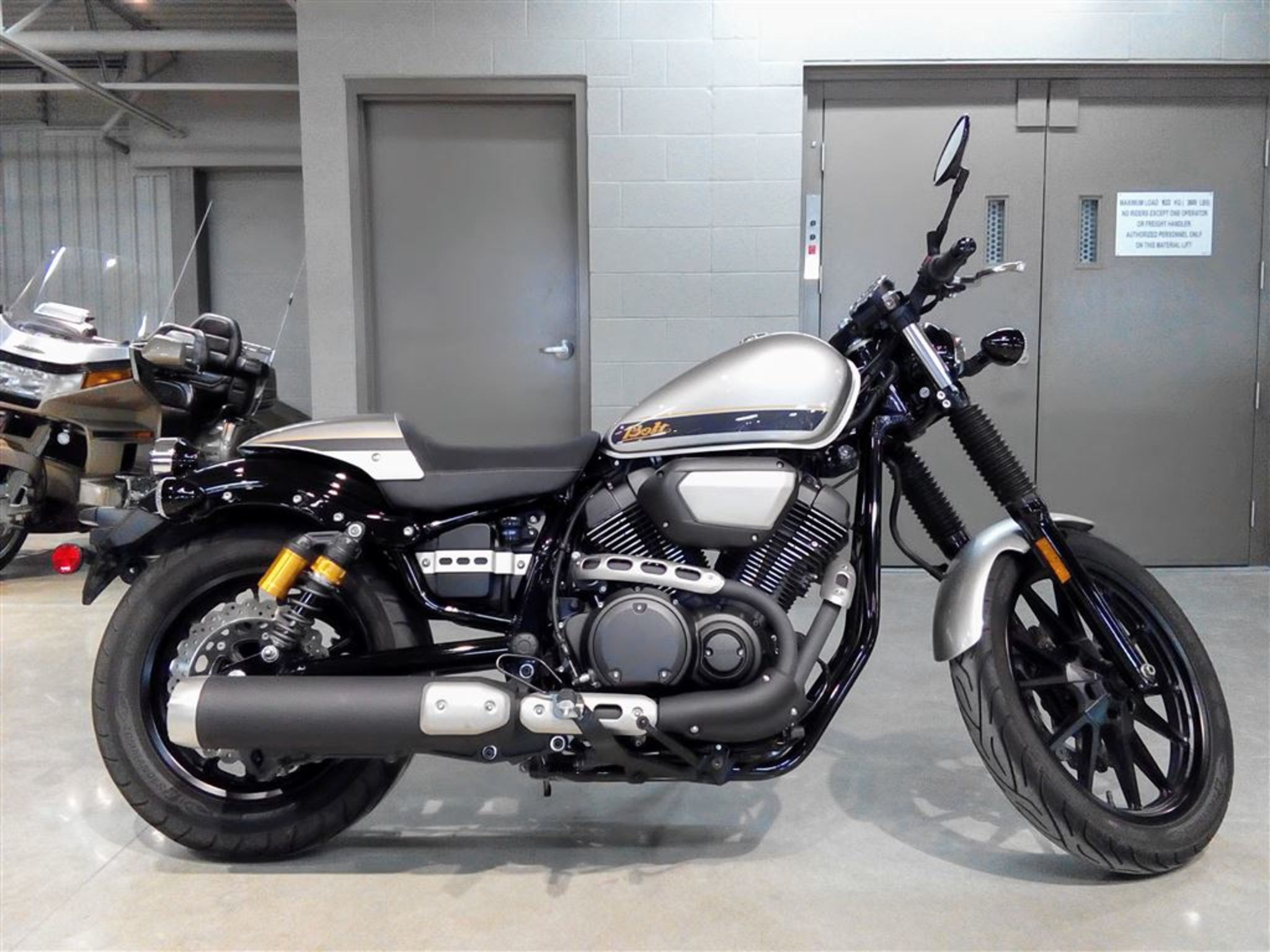 2014 yamaha bolt kbb