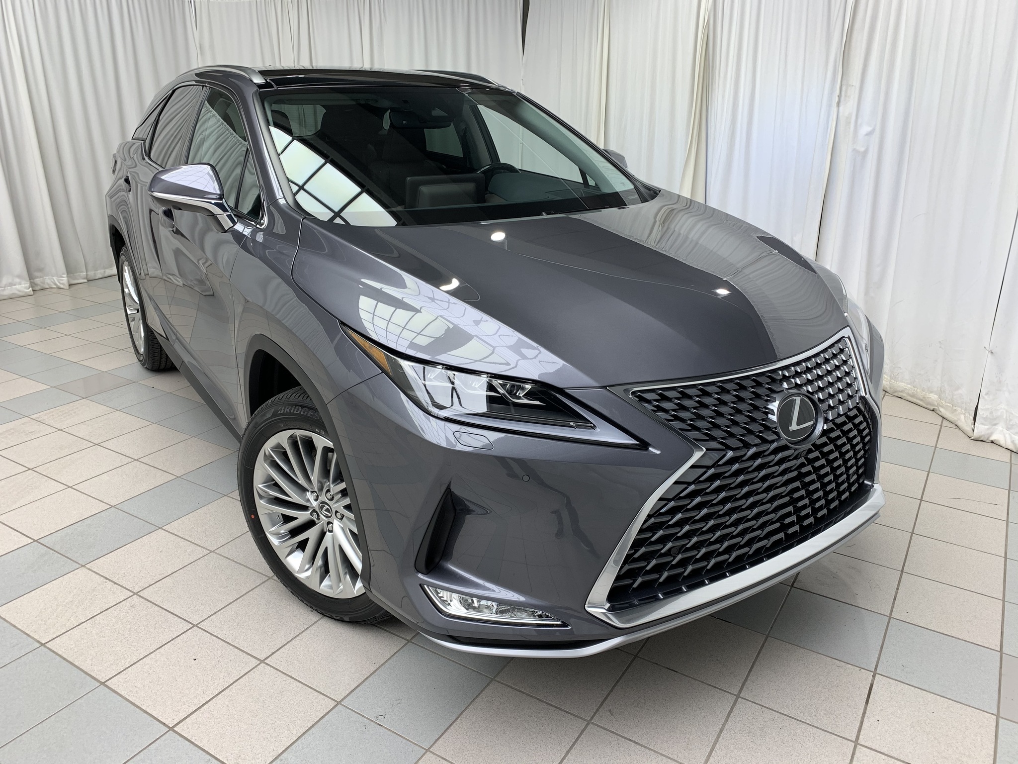 2020 Lexus RX 350 in Toronto, ON | Lexus On The Park - 2T2JZMDA5LC221135