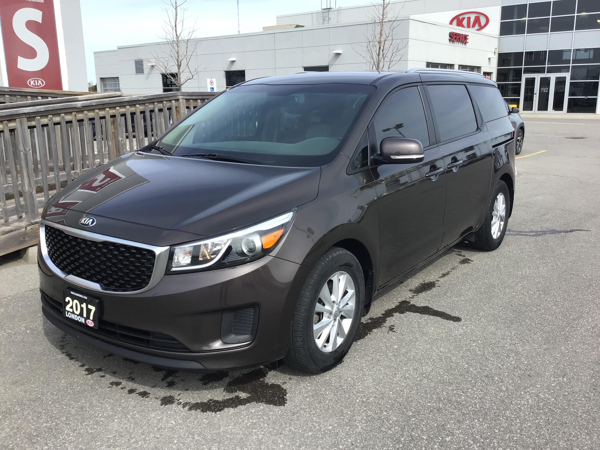 2017 Kia Sedona In London, On 