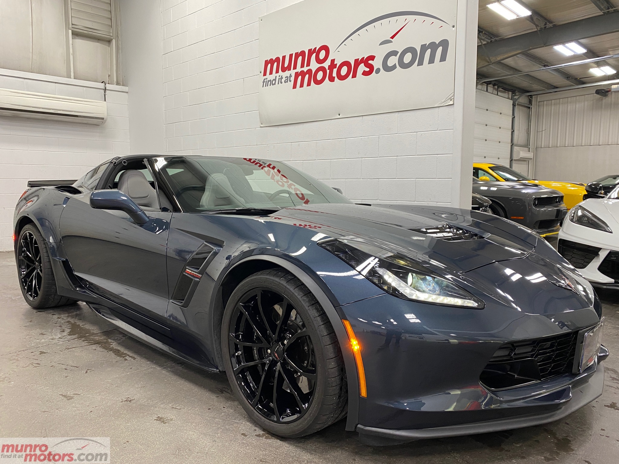 2019 Chevrolet Corvette in St George, ON | Munro Motors - 1G1YV2D73K5119554