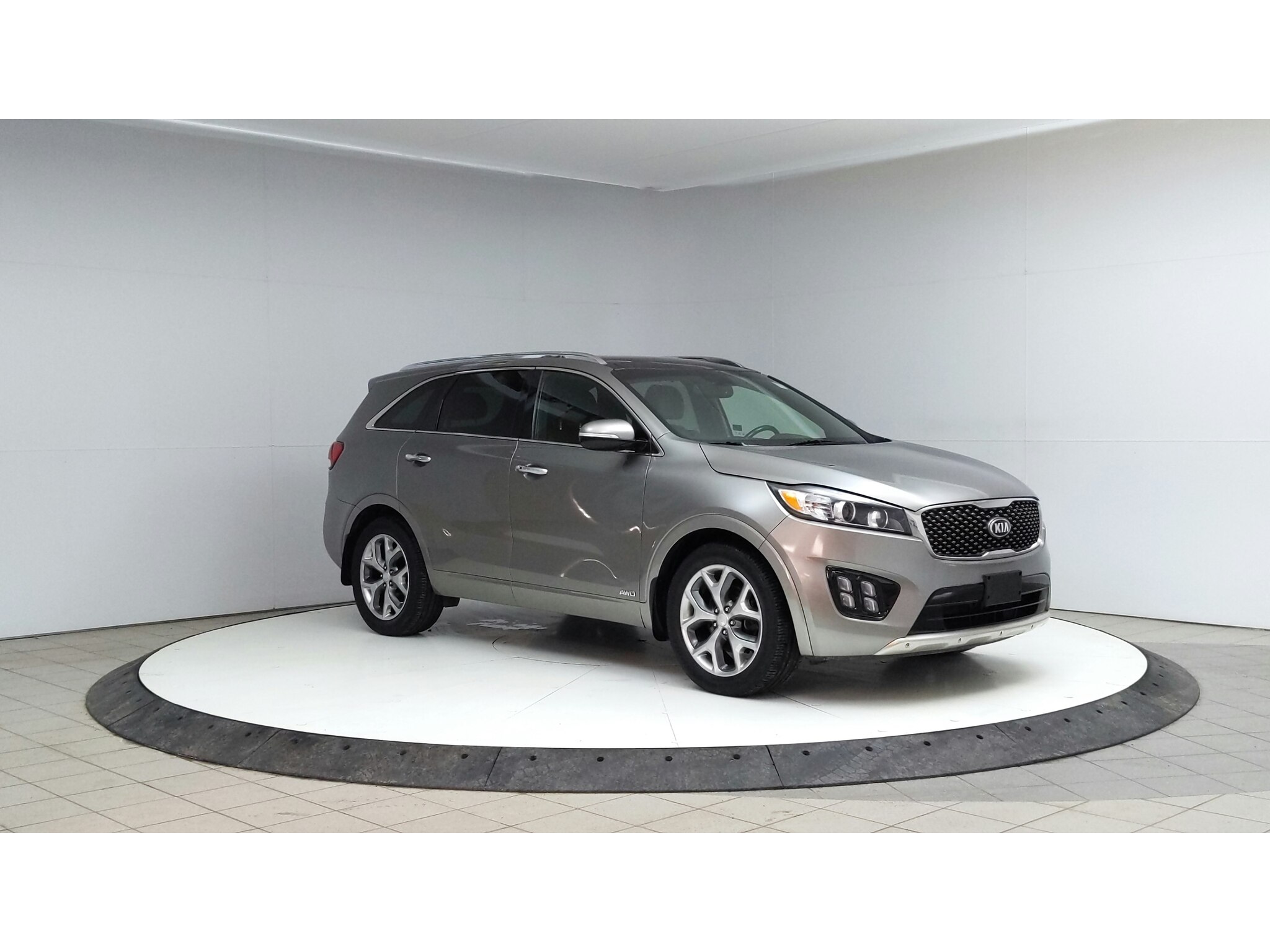 Used 2017 Kia Sorento for Sale in Lethbridge, Alberta